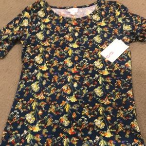 Lularoe small Gigi